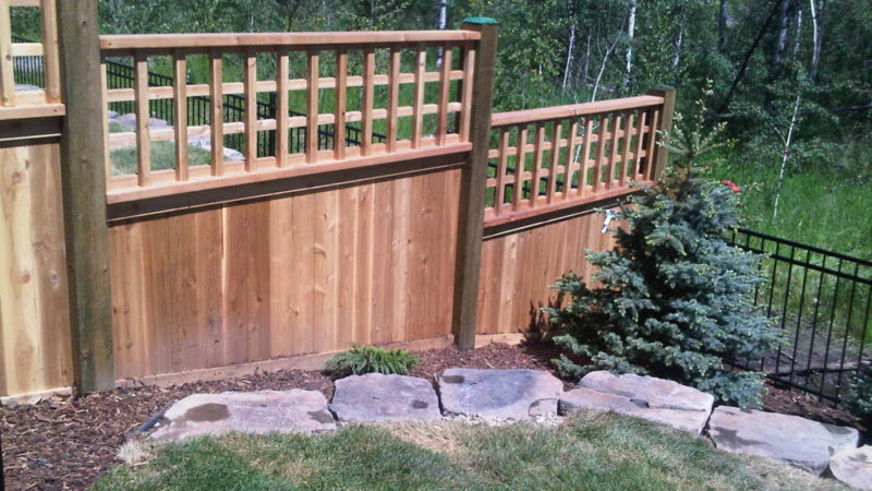fence-builders-calgary-5